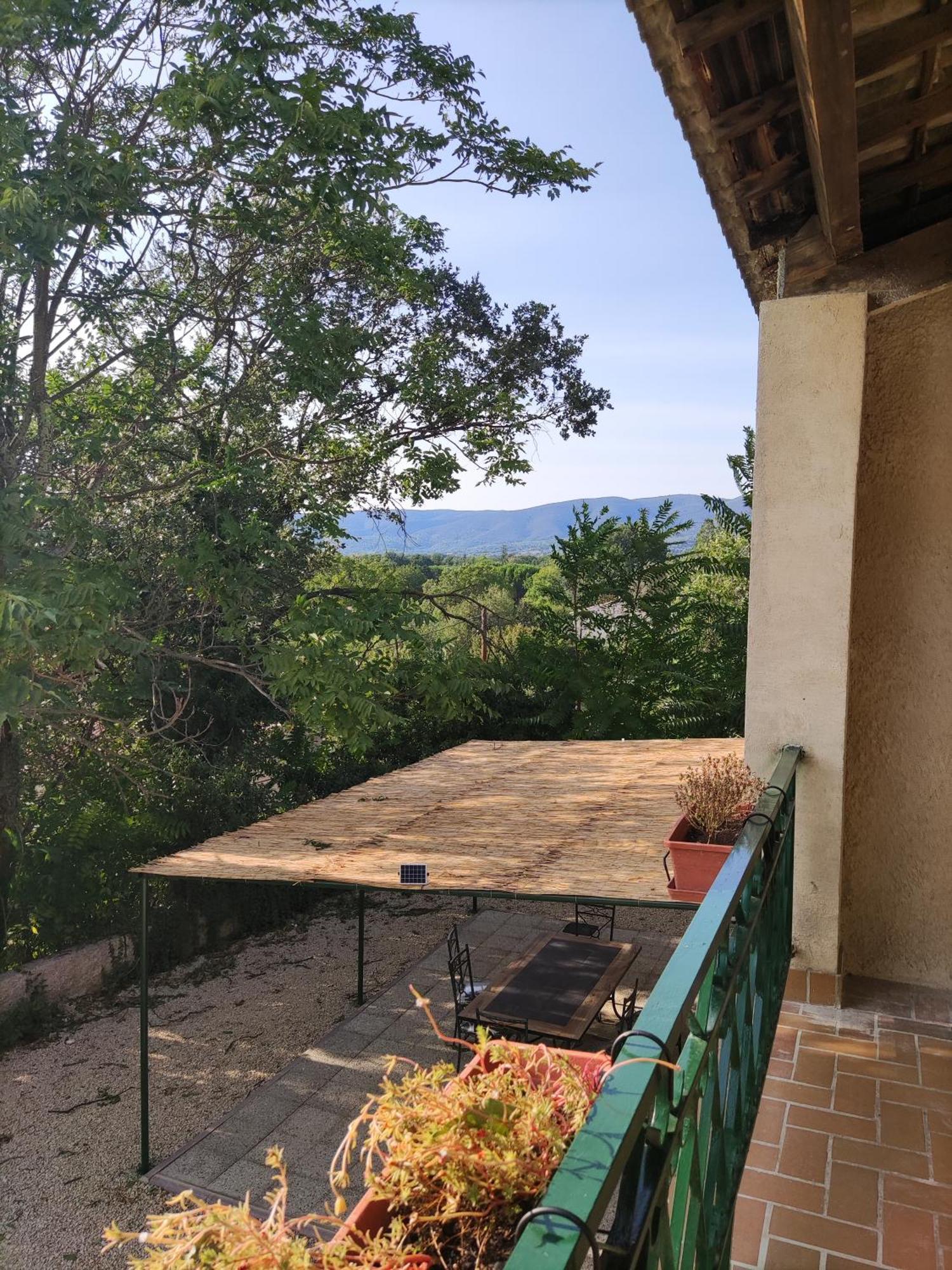 Maison Confortable A Ansouis Dans Le Luberon Exterior foto